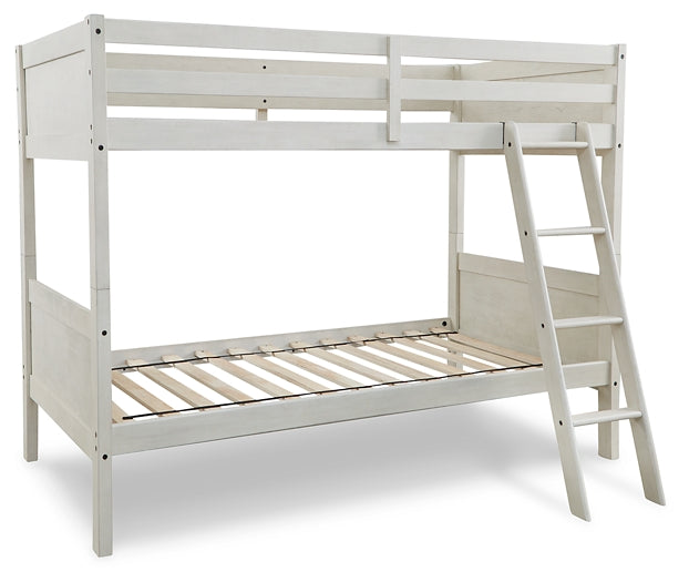 Robbinsdale /Twin Bunk Bed W/Ladder