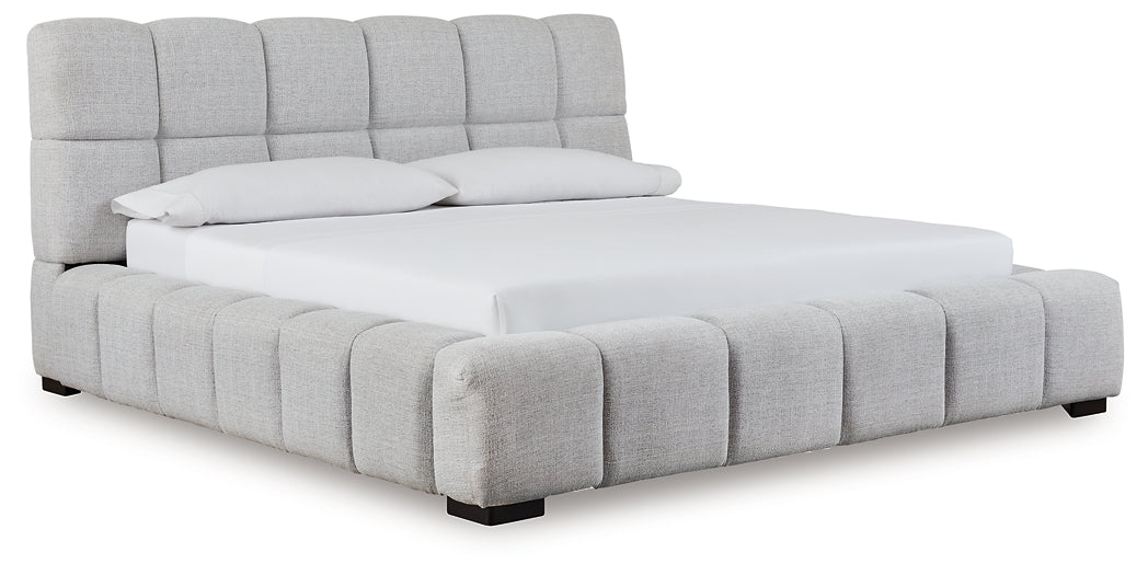 Grendusk  Upholstered Bed